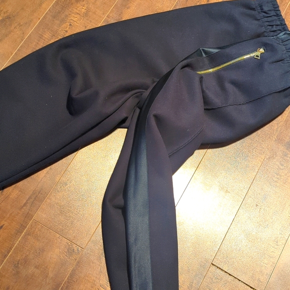 Jordan luxury sweats - Picture 4 of 9